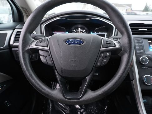 Used 2018 Ford Fusion S image 25