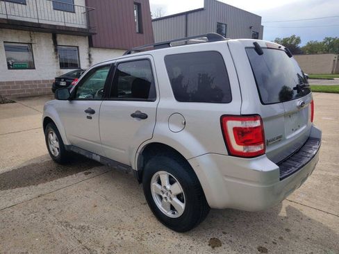 Used 2009 Ford Escape XLT FWD image 1