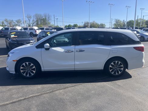 Used 2021 Honda Odyssey EX-L image 6
