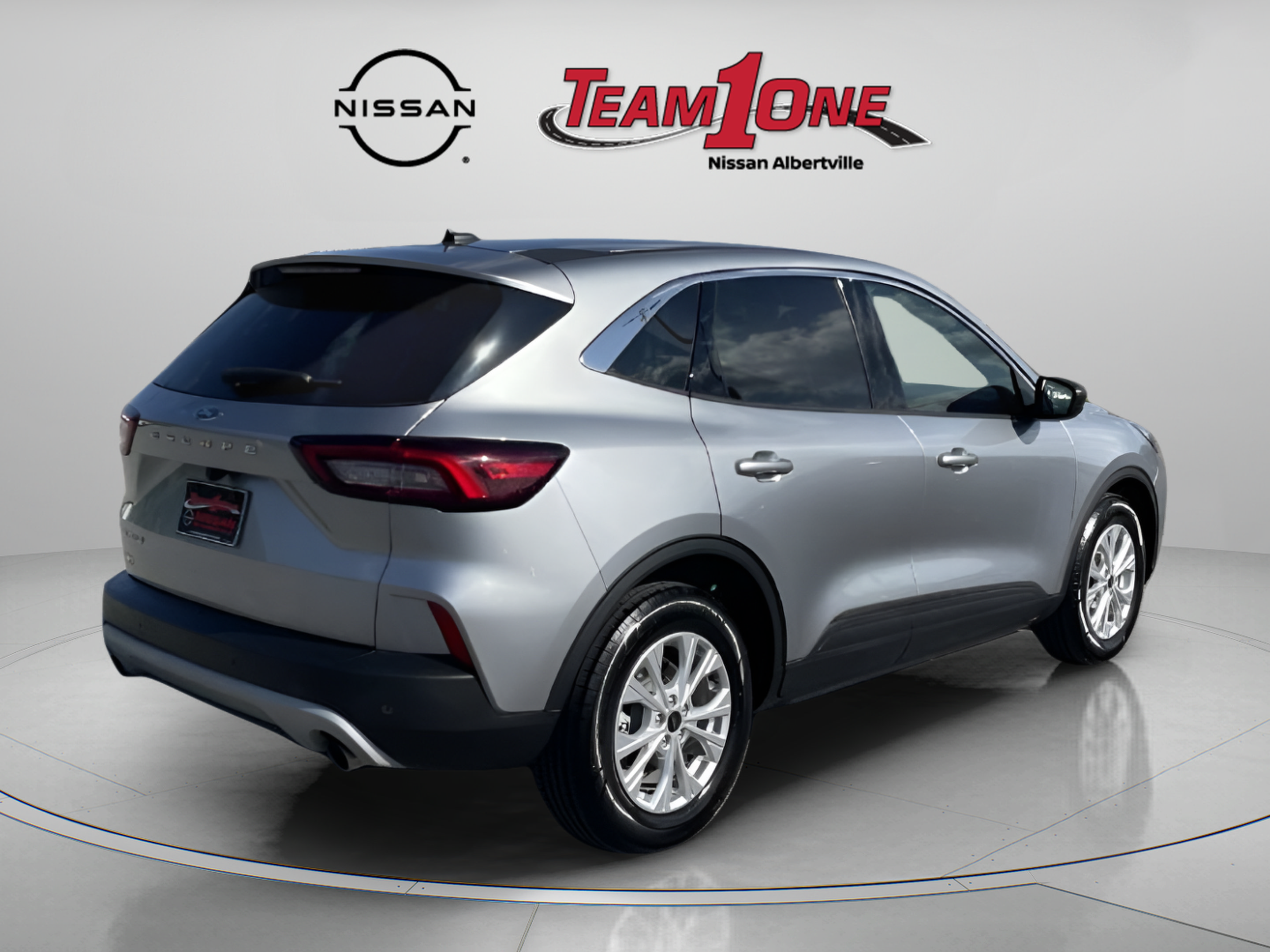 Used 2024 Ford Escape Active w/ Tech Pack #1 FWD image 8