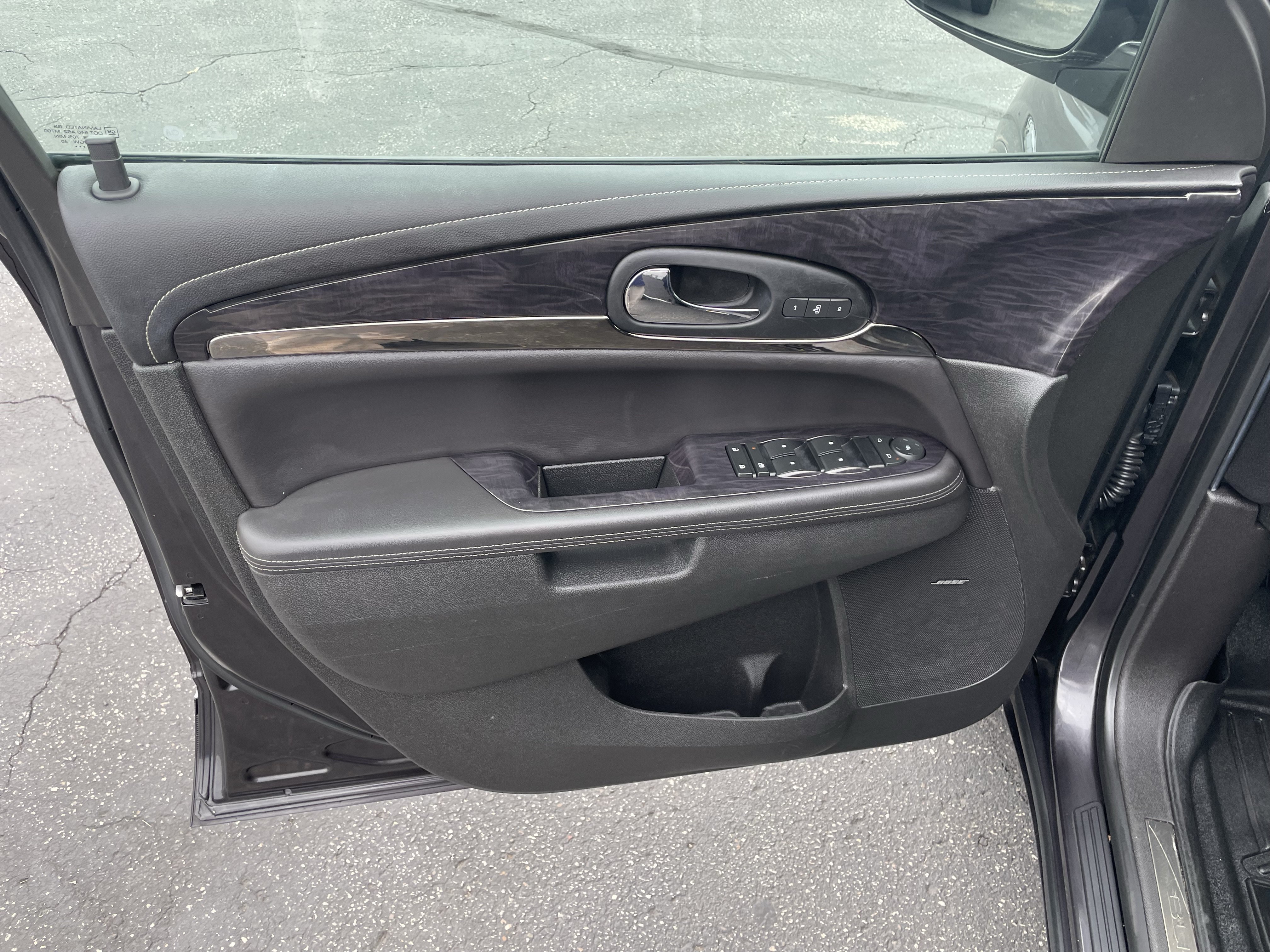 Used 2017 Buick Enclave Leather AWD/4WD image 11