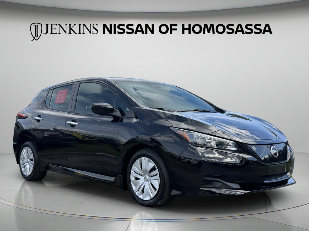 Certified 2025 Nissan Leaf S FWD image 1