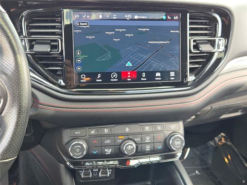 Certified 2024 Dodge Durango GT AWD/4WD image 32