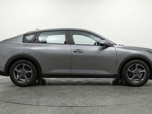 Used 2025 Kia K4 LXS image 11