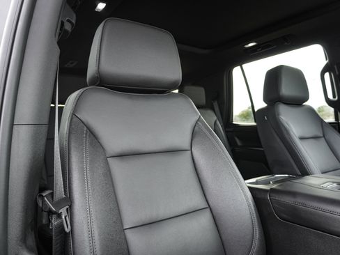 Used 2023 Chevrolet Tahoe Z71 image 34