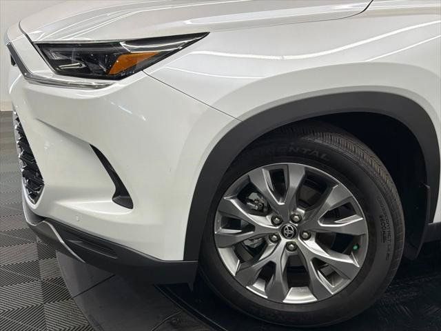 Certified 2026 Toyota Grand Highlander FWD image 5