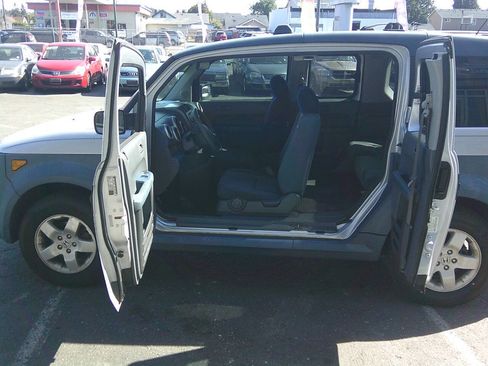 Used 2005 Honda Element EX image 8