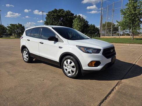 Used 2018 Ford Escape S FWD image 28