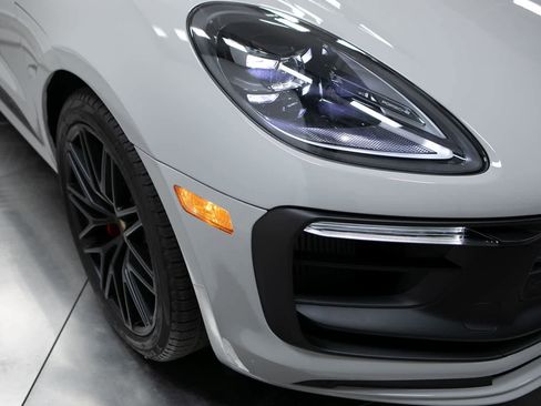 New 2026 Porsche Macan GTS AWD/4WD image 13