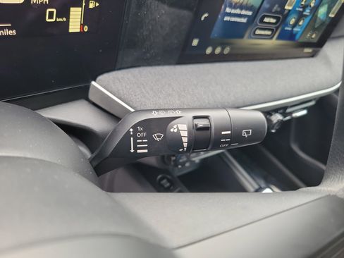 New 2026 Nissan Kicks SV FWD image 24