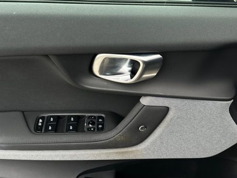 Used 2023 Polestar Polestar 2 w/ Pilot Pack image 10