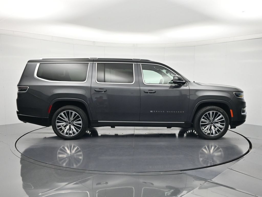 Used 2024 Jeep Grand Wagoneer L Series III AWD/4WD image 4