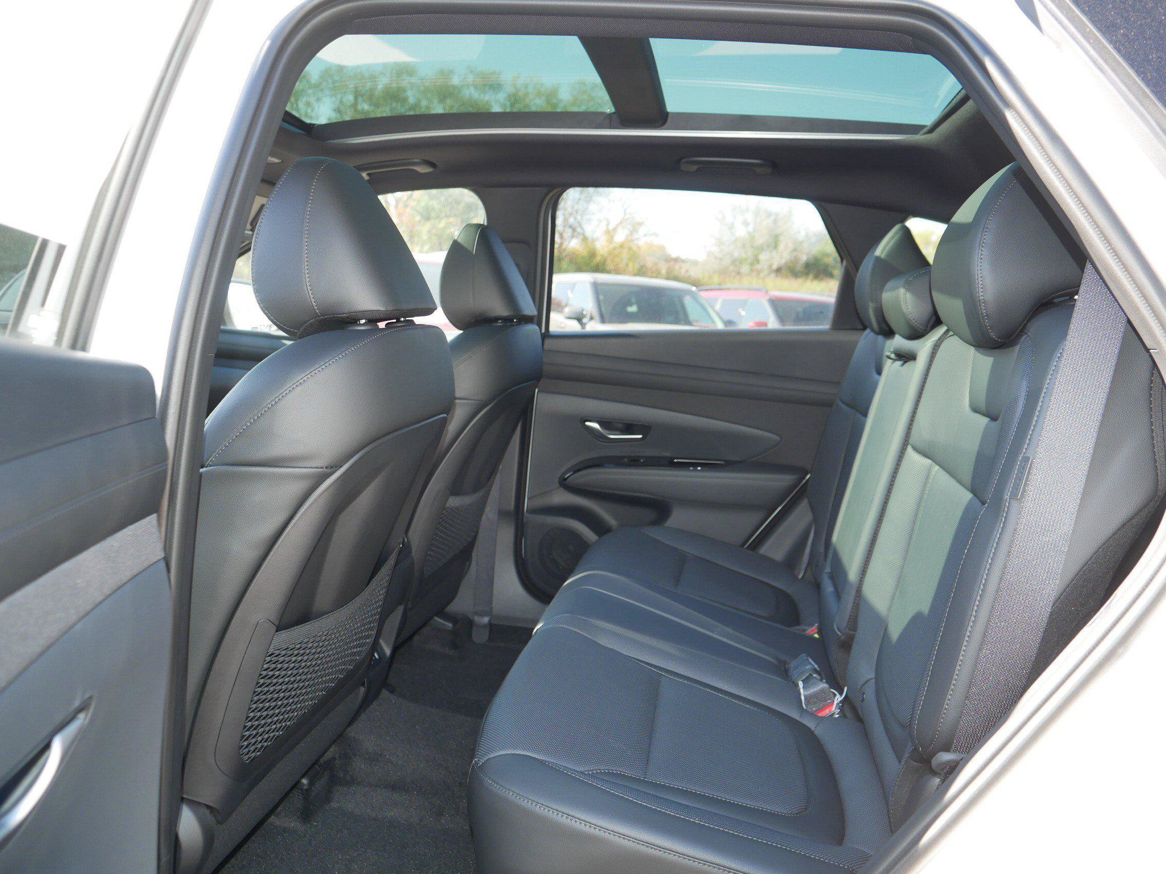 New 2026 Hyundai Tucson Limited AWD/4WD image 6