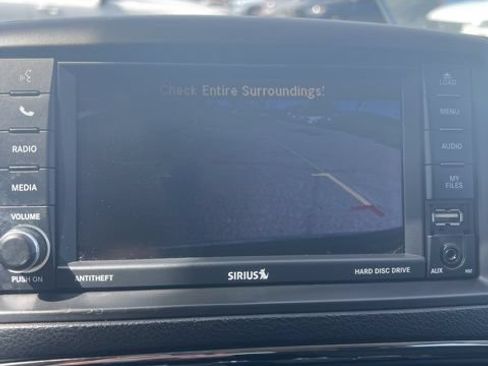 Used 2018 Dodge Grand Caravan SE w/ UConnect Hands-Free Group FWD image 15