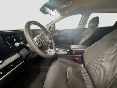 Certified 2024 Kia Sportage LX image 20