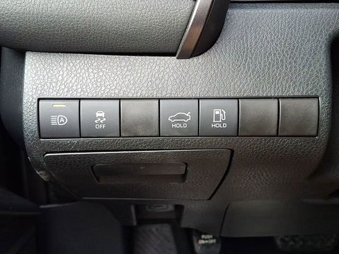 Used 2021 Toyota Camry LE image 24