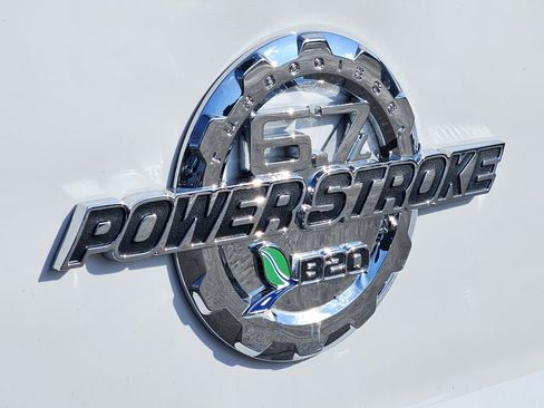 Used 2016 Ford F350 Lariat w/ Lariat Ultimate Package image 9