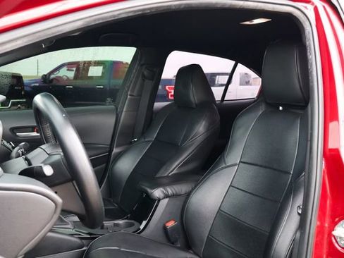 Used 2023 Toyota Corolla SE image 8