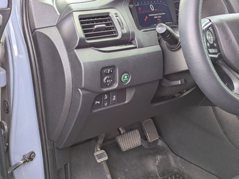 Used 2022 Honda Pilot Touring image 12