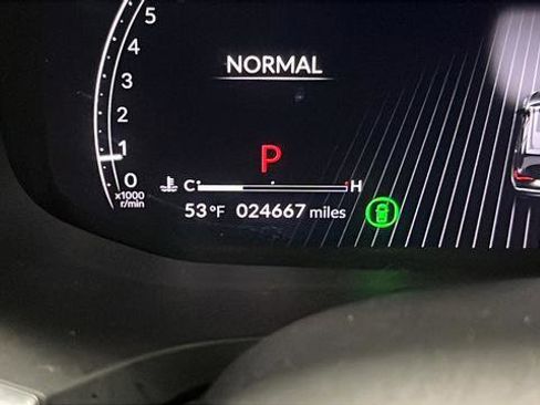Used 2023 Acura MDX SH-AWD w/ Advance Package image 10