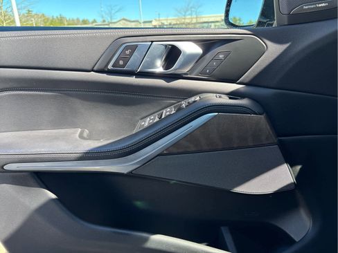 Used 2019 BMW X5 xDrive40i AWD/4WD image 18