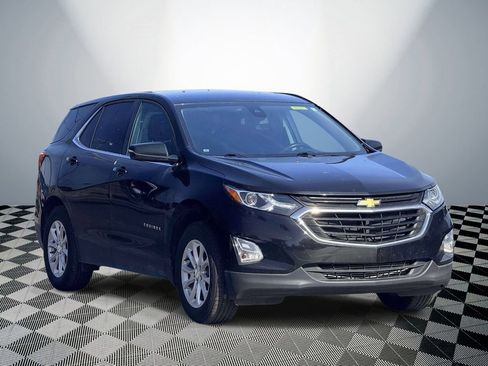 Used 2019 Chevrolet Equinox LT w/ Driver Convenience Package FWD image 4