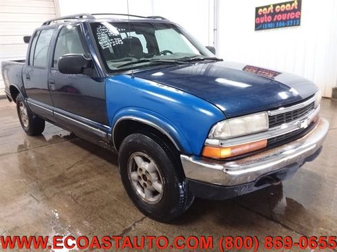 Used 2000 Chevrolet S10 Pickup LS w/ Preferred Equipment Group image 1