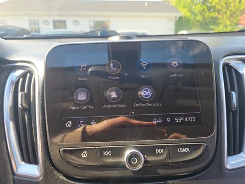 Used 2020 Chevrolet Malibu LT FWD image 30