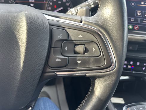 Used 2021 Buick Envision Essence image 19