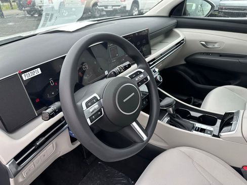 New 2026 Hyundai Tucson SEL FWD image 9