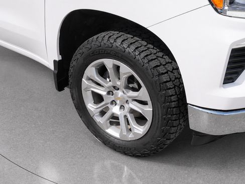 Used 2023 Chevrolet Silverado 1500 LTZ AWD/4WD image 9