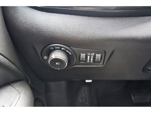 Used 2024 Jeep Compass Trailhawk AWD/4WD image 18