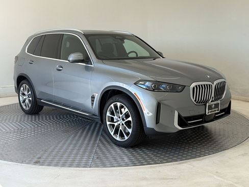 Certified 2026 BMW X5 xDrive40i AWD/4WD image 7