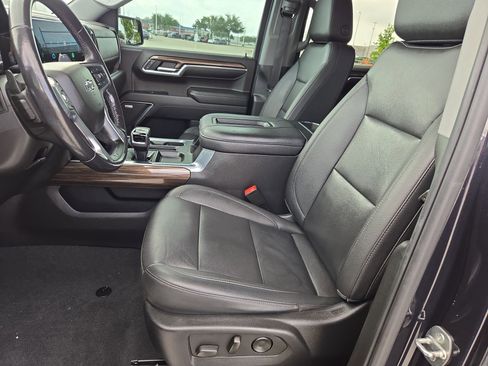 Used 2022 Chevrolet Silverado 1500 RST image 16