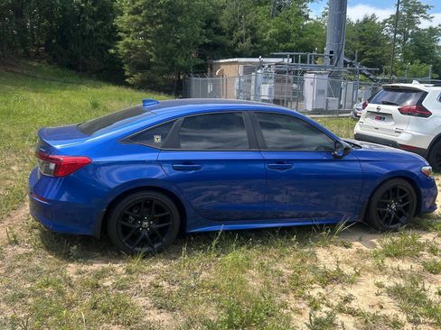 Used 2024 Honda Civic Sport image 2