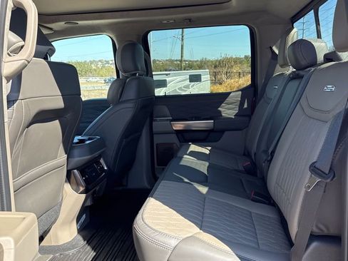 Used 2026 Ford F350 Platinum w/ Platinum Plus Package image 8