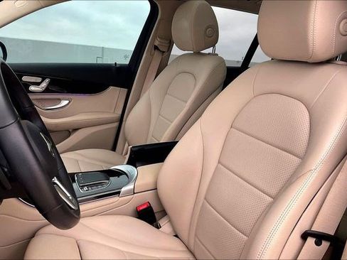 Used 2022 Mercedes-Benz GLC 300 4MATIC image 30