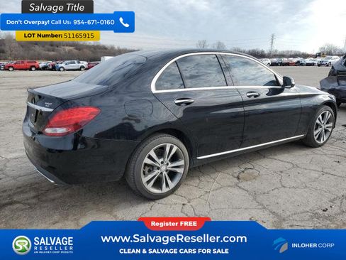 Used 2015 Mercedes-Benz C 300 4MATIC Sedan image 4