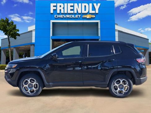 Used 2022 Jeep Compass Trailhawk w/ Trailhawk Elite Group image 4