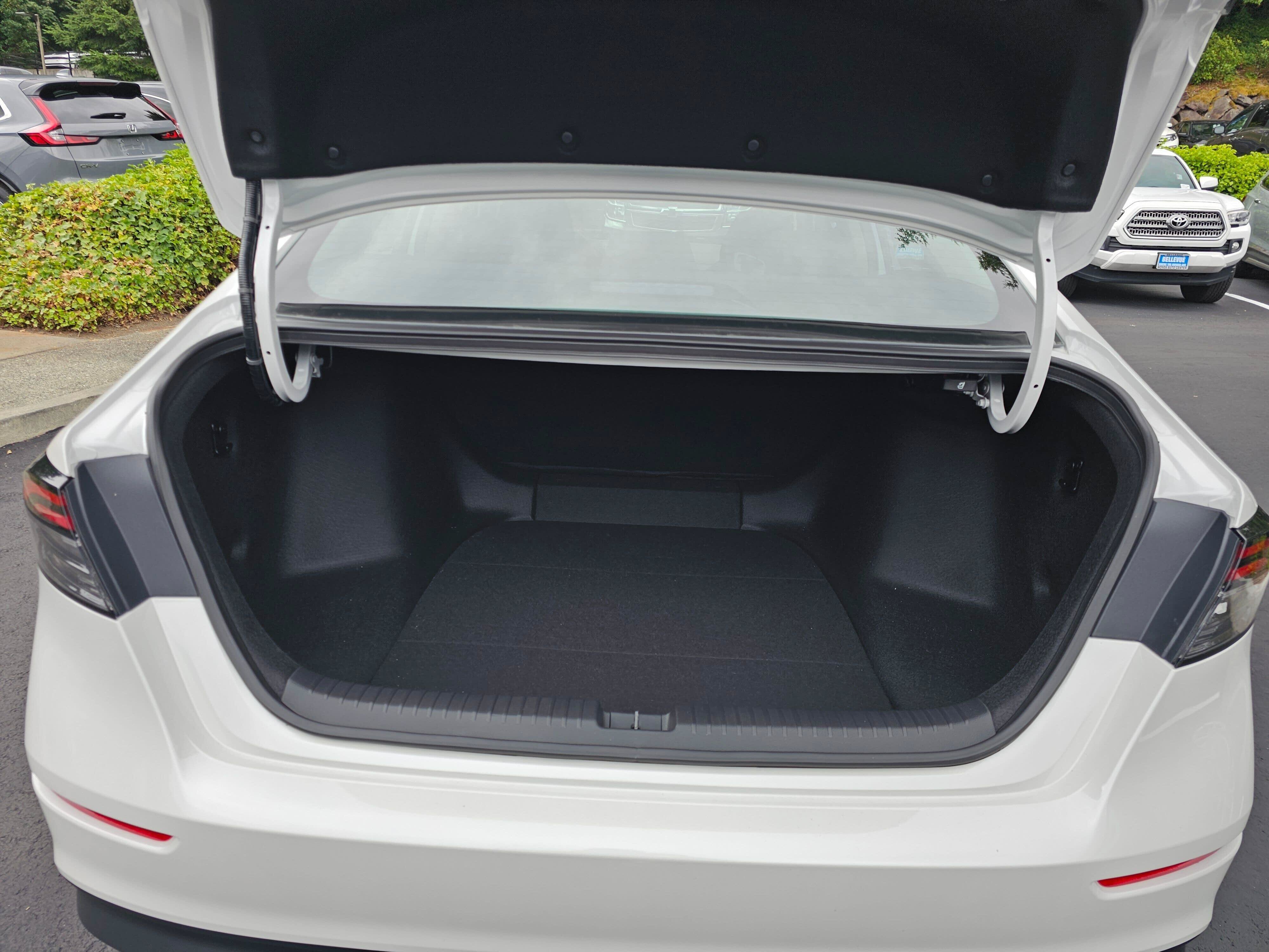 New 2026 Honda Accord LX image 18