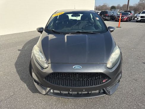 Used 2016 Ford Fiesta ST image 2