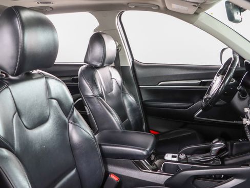Used 2022 Kia Telluride S FWD image 28