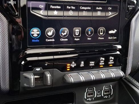 Used 2021 RAM 1500 Limited w/ Night Edition image 16