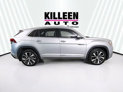New 2026 Volkswagen Atlas Cross Sport SEL Premium R-Line image 8