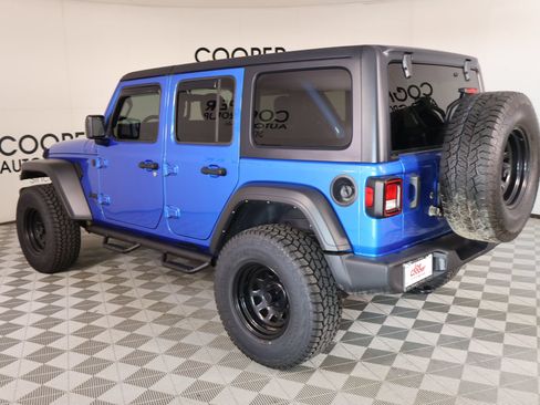 Used 2022 Jeep Wrangler Unlimited Sport AWD/4WD image 21