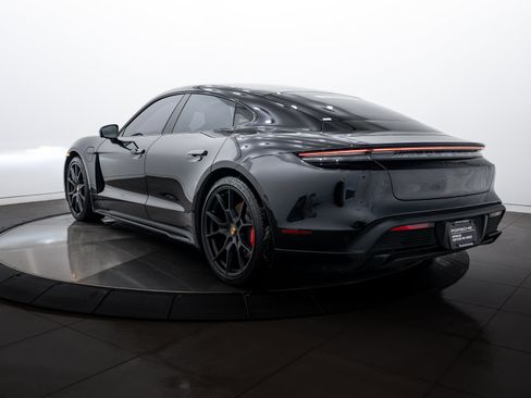 Certified 2022 Porsche Taycan GTS image 3