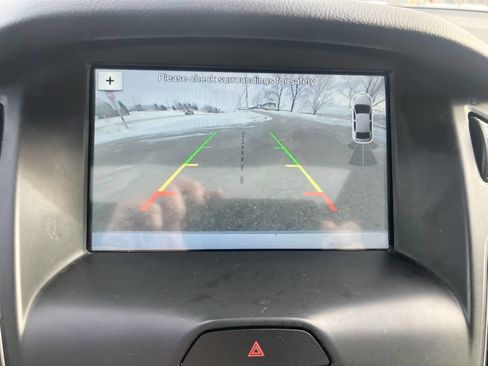 Used 2017 Ford Focus Titanium w/ Titanium Technology Package image 16