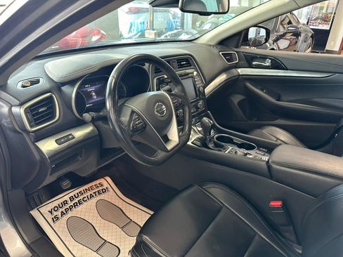 Used 2021 Nissan Maxima 3.5 SV w/ Floor Mat Group image 15