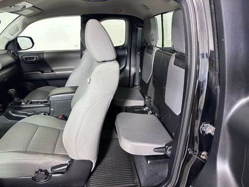 Used 2020 Toyota Tacoma SR w/ SX Package image 14