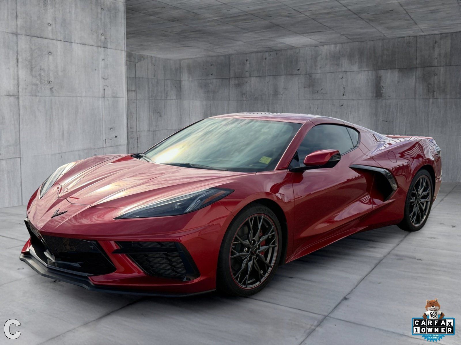 Used 2024 Chevrolet Corvette Stingray Preferred Cpe w/ Battery Protection Package RWD image 2